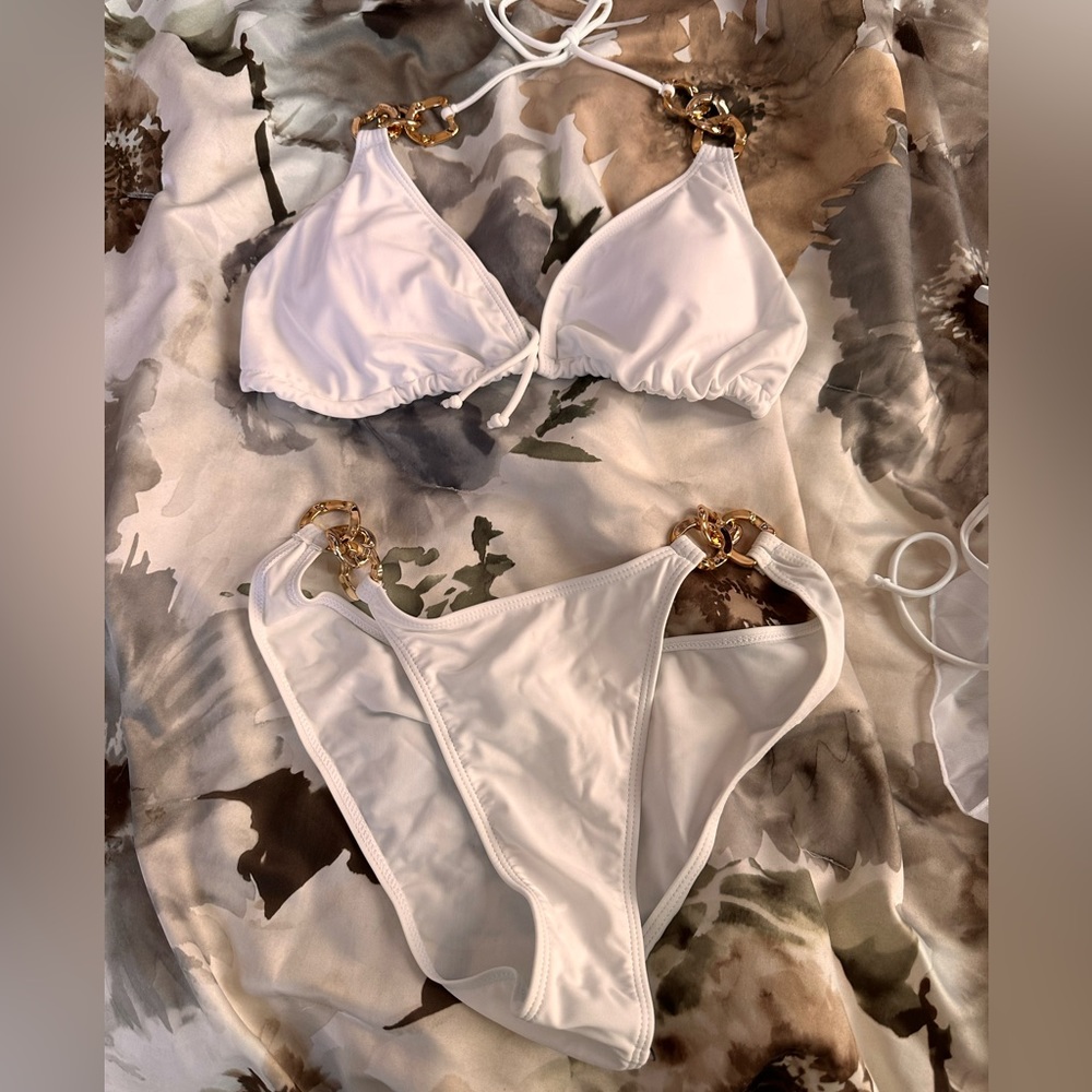 Fashion Nova White Bikini *Never Worn*